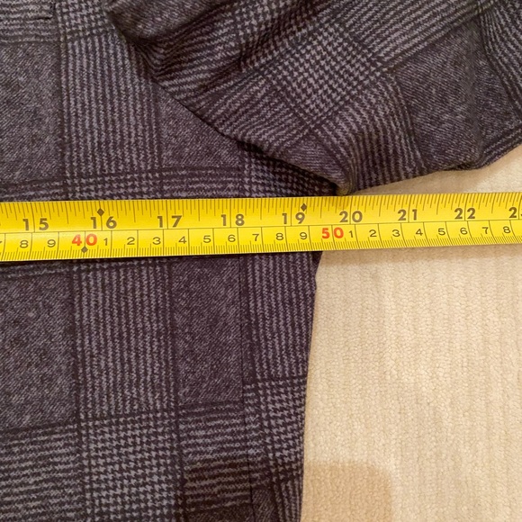 Armani Mens Blazer - Picture 10 of 13